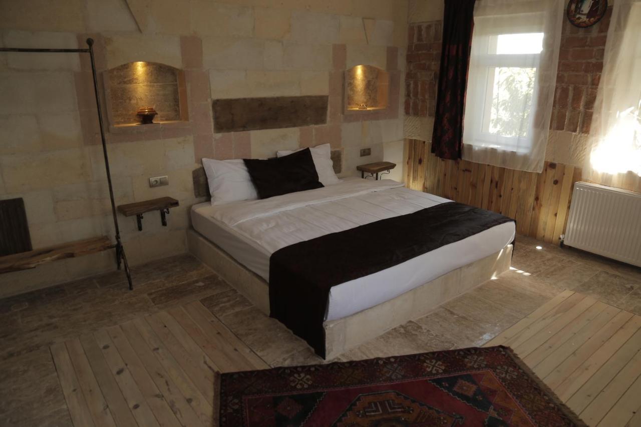Hotel Philosophia Учгісар Екстер'єр фото