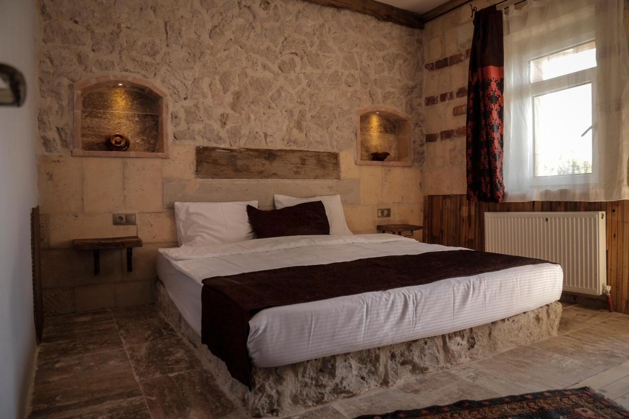 Hotel Philosophia Учгісар Екстер'єр фото