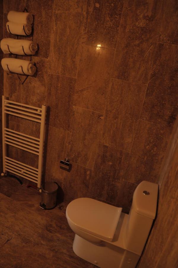 Hotel Philosophia Учгісар Екстер'єр фото