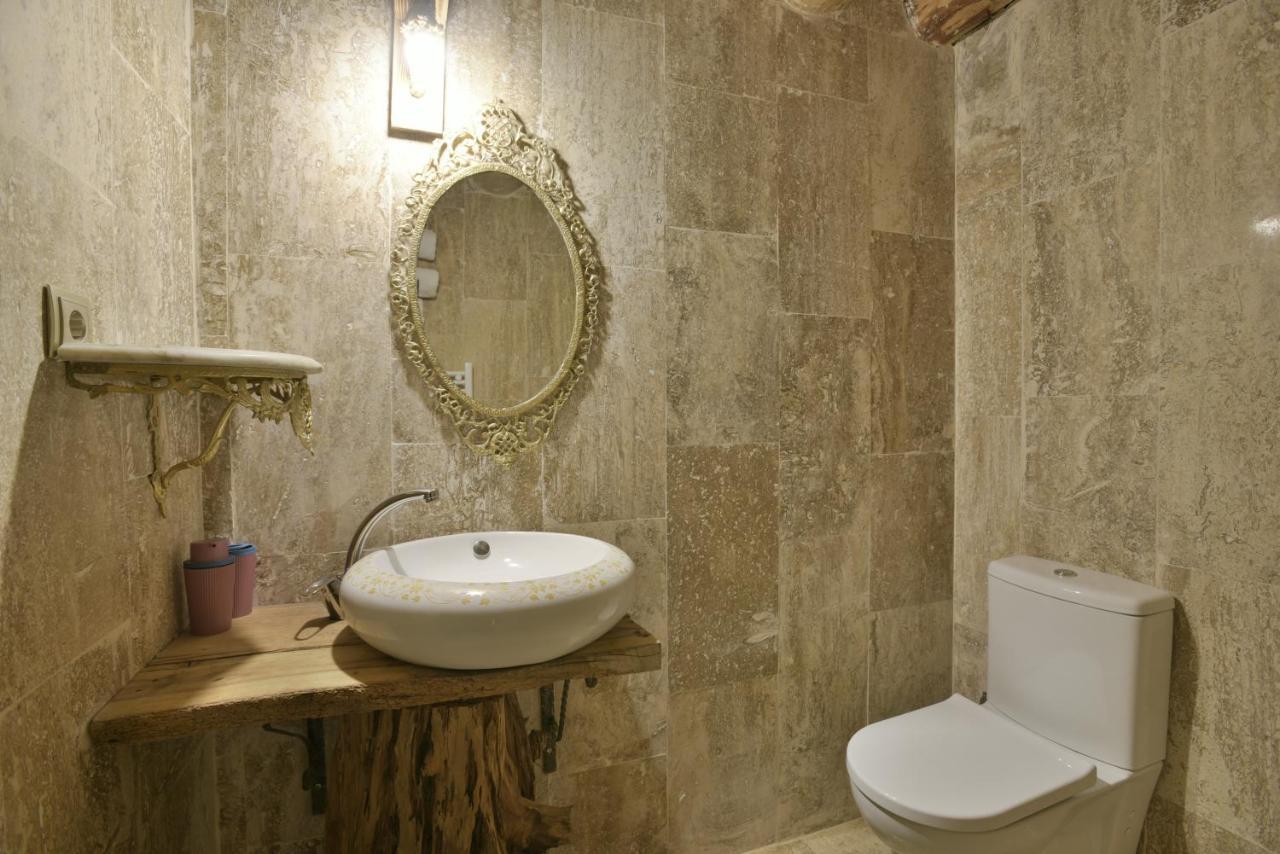 Hotel Philosophia Учгісар Екстер'єр фото